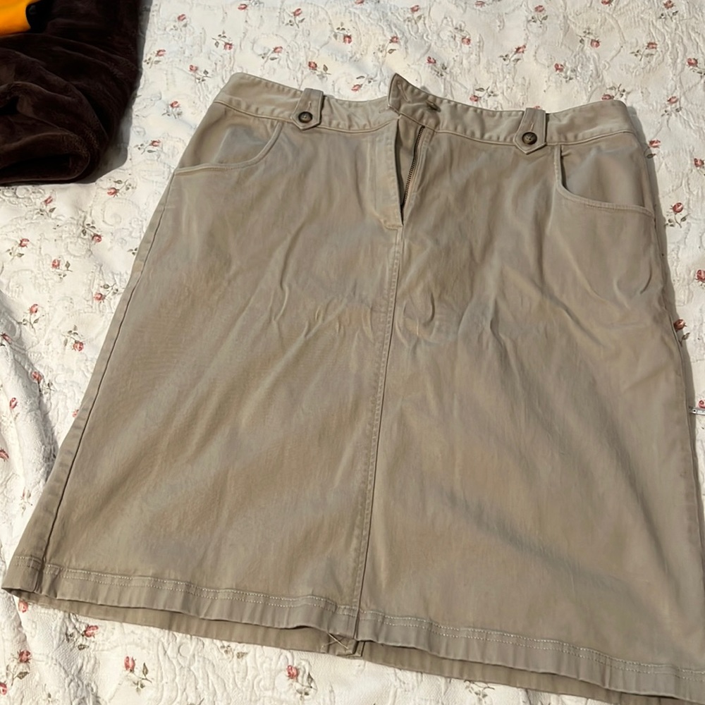 Khaki skirt